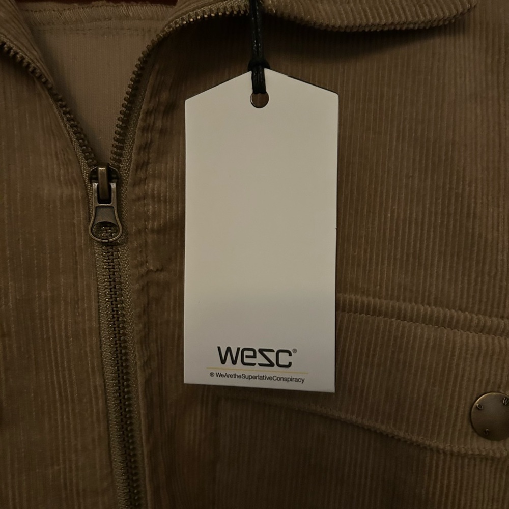 NWT WESC CORDUROY shacket. Mens M/ Women’s L - Picture 3 of 6